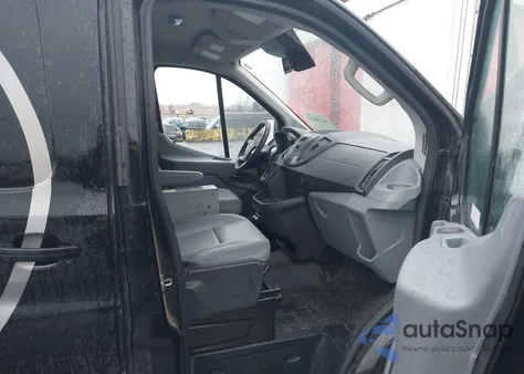 2017 Ford Transit-250 z USA, uszkodzony, nr VIN 1FTYR2YM6HKB57740
